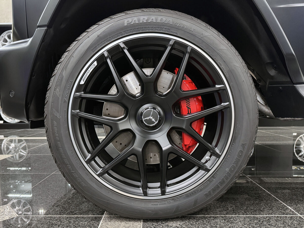 G63black_blackgray_aw22_13_5245