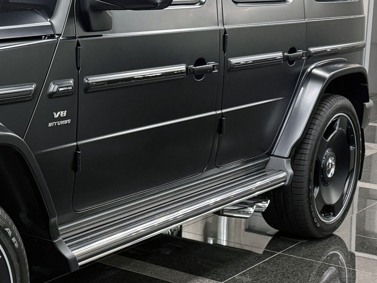 G63_black_white_RJ8 _RH_04_8017