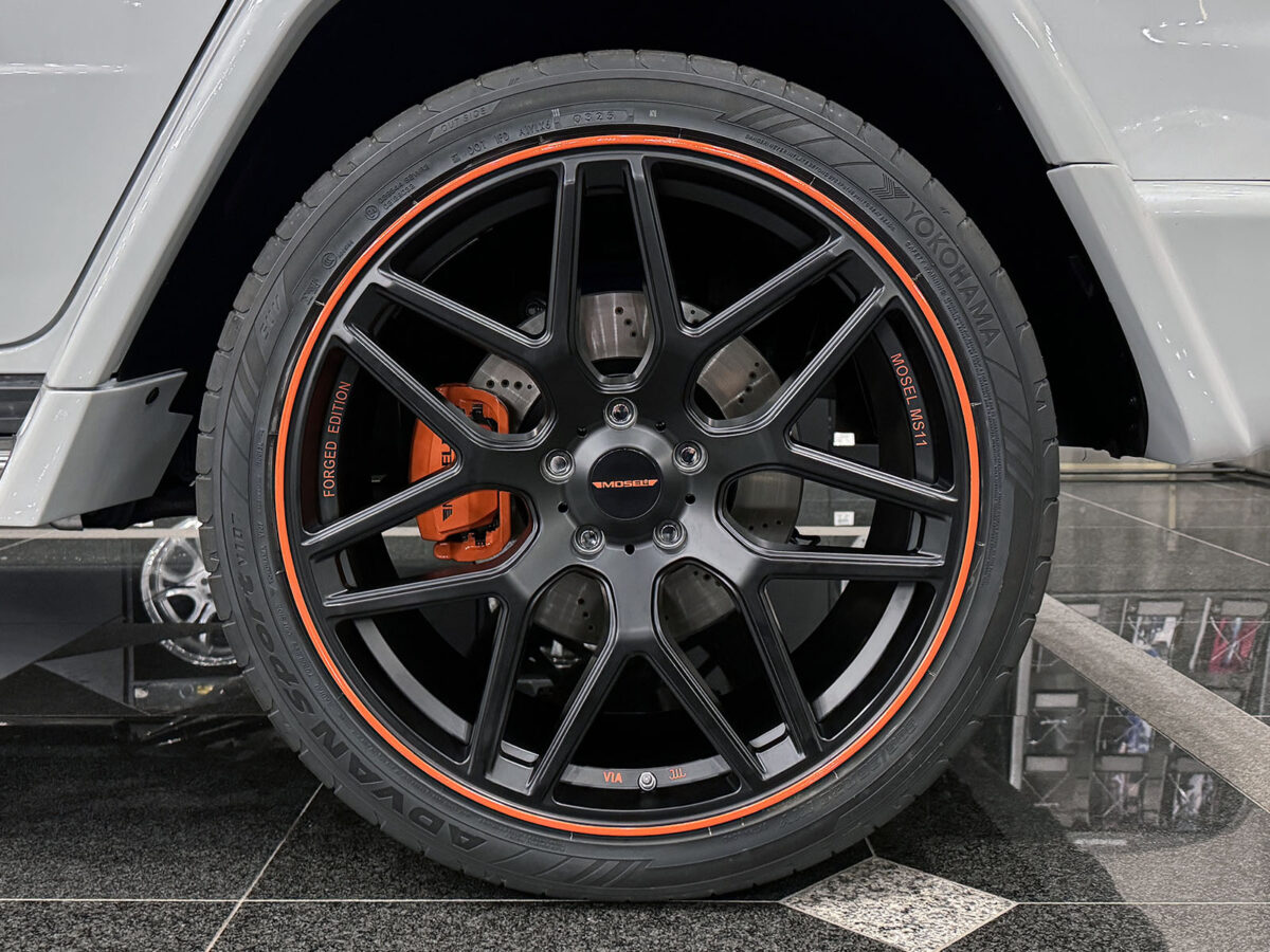 280_MOSEL_M75RS_white_orange_31