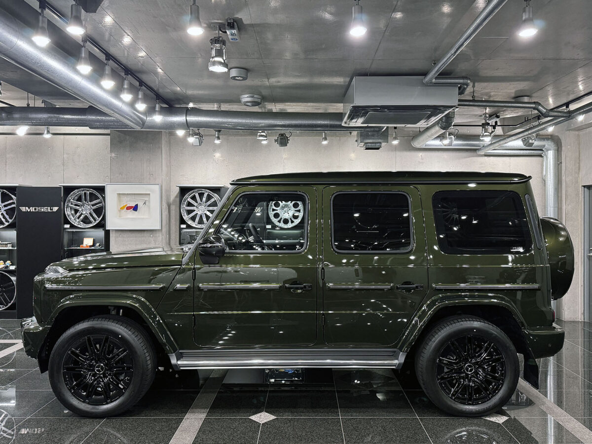 279_G450_olive_beige_RHD_02