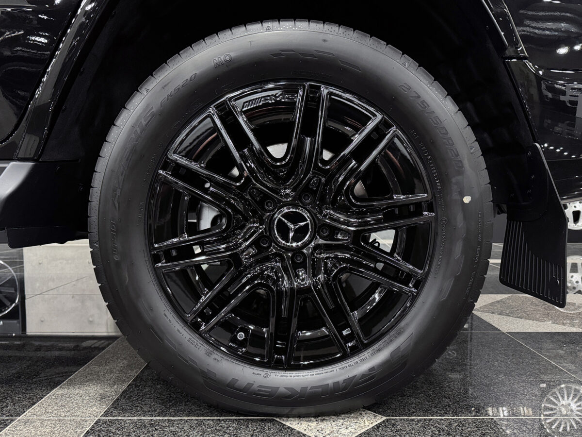 283_G450black_brown_night_LH_12